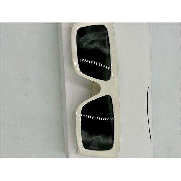 Women’s Celine rectangular acetate sunglasses made in Italy - Picture 5 of 12